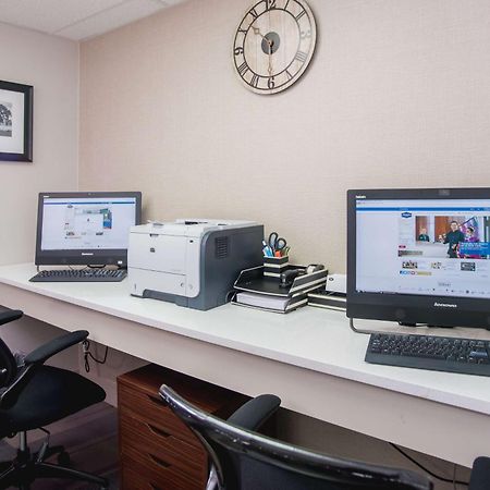Hampton Inn Joplin Extérieur photo