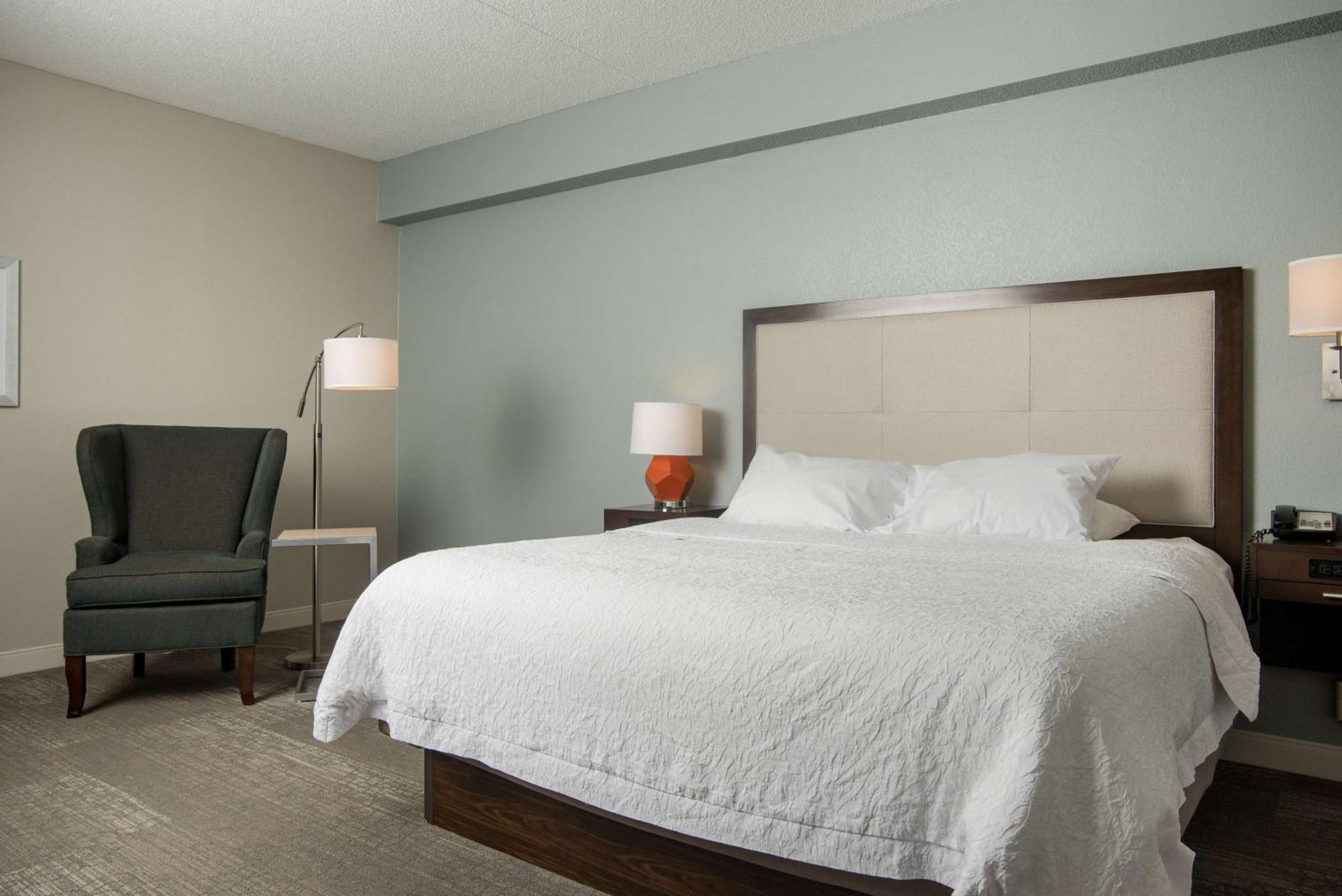 Hampton Inn Joplin Extérieur photo