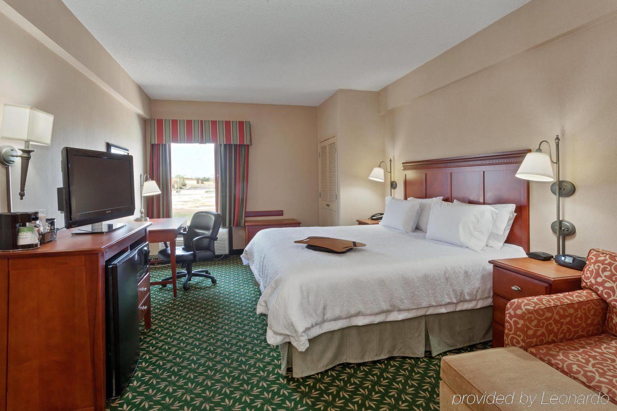 Hampton Inn Joplin Extérieur photo